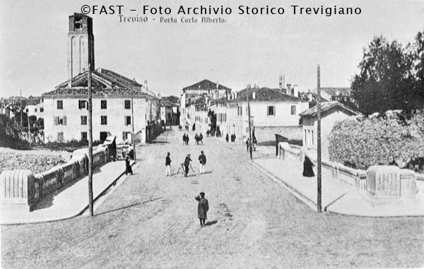 Treviso, Porta Carlo Alberto